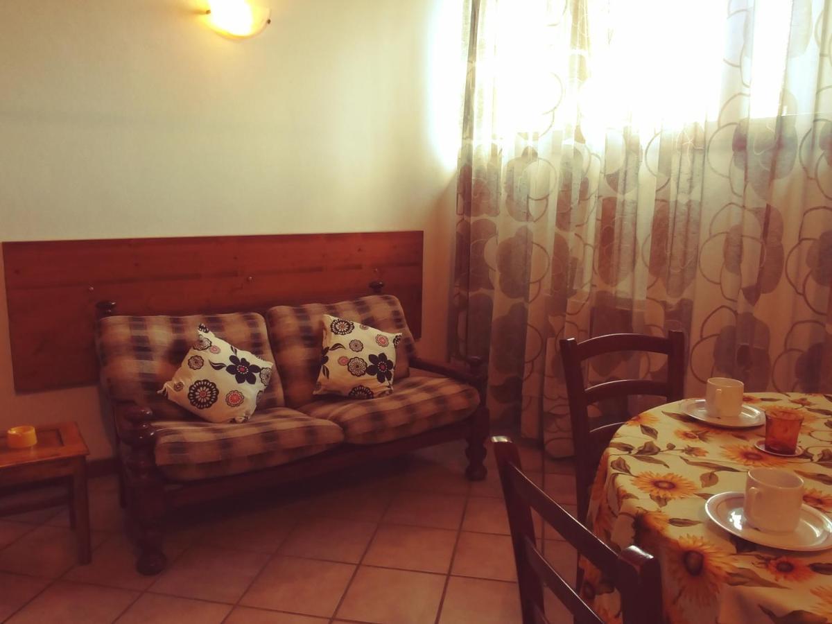 Agriturismo Botro Pulicciano エクステリア 写真
